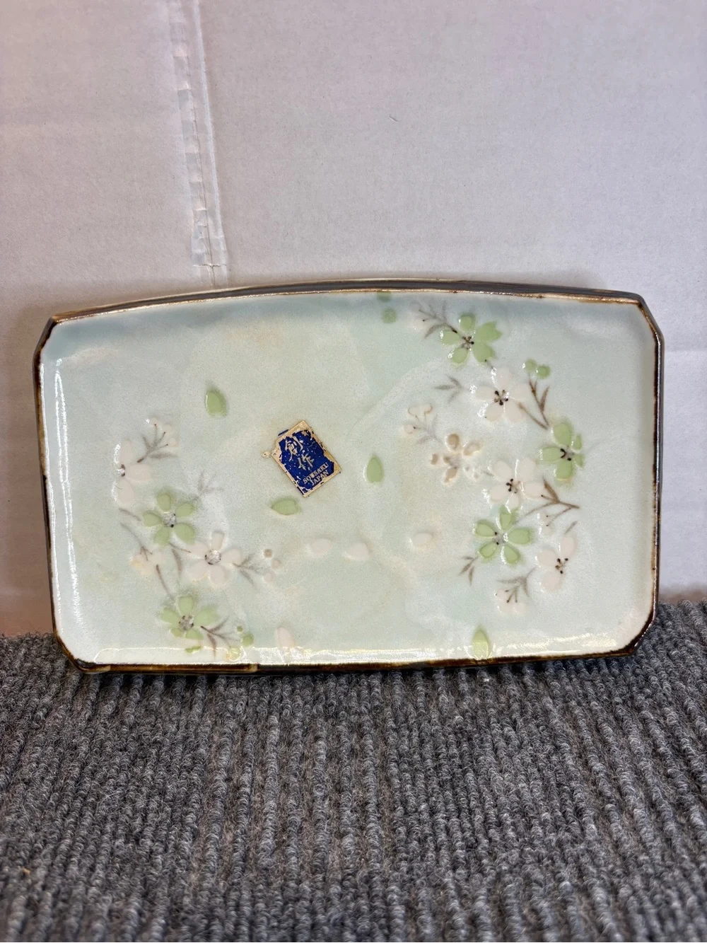 Japanese-made porcelain jewelry tray/soap dish/sushi plate/ w/cherry blossoms